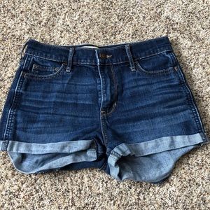 Hollister shorts in great condition